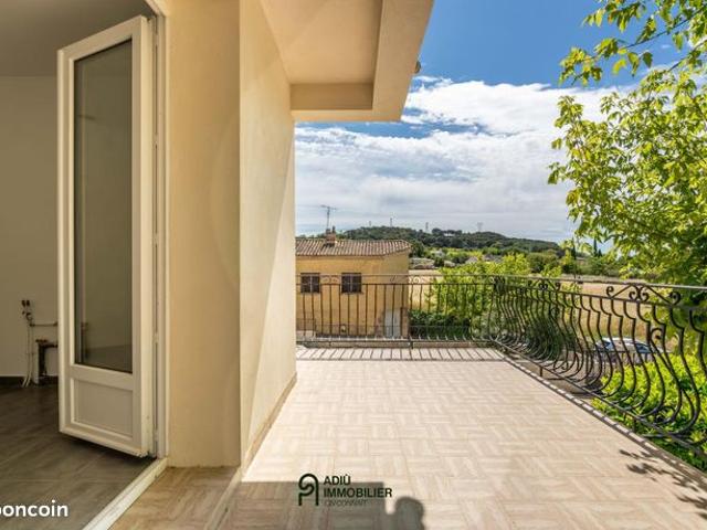 Maison vente à Nîmes, Chusclan