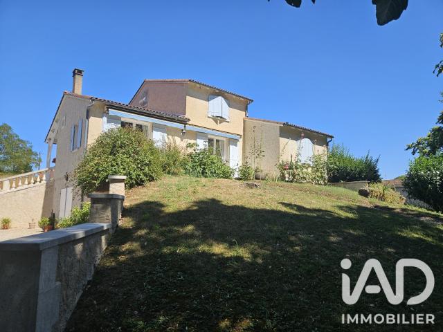 Maison vente à Angoulême, La Couronne