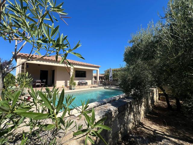 Maison vente à Nîmes, Montfrin