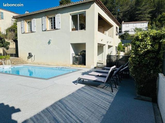 Maison vente à Cadolive