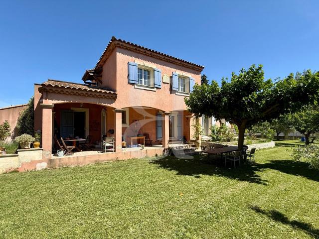 Maison vente à Arles, Paradou