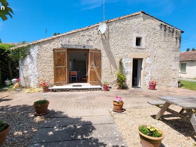 Maison vente à Saintes, Mortagne-sur-gironde