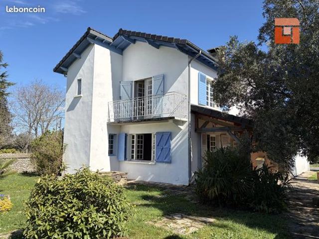 Maison vente à Oloron-Sainte-Marie, Oloron-sainte-marie