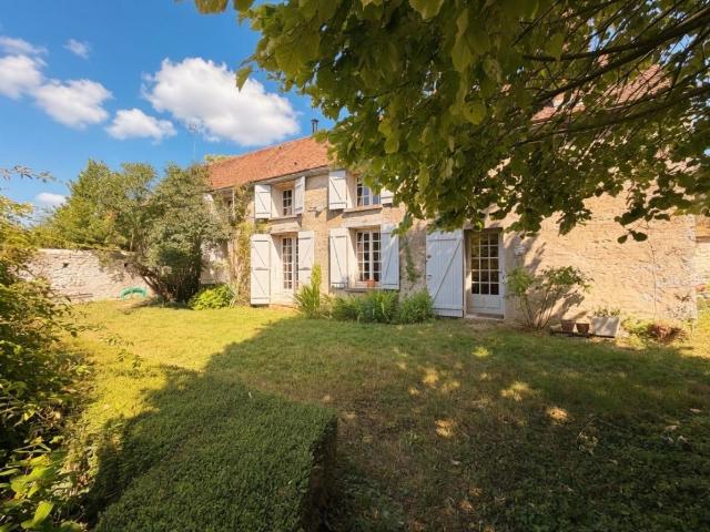 Maison vente à Fontainebleau, Arville