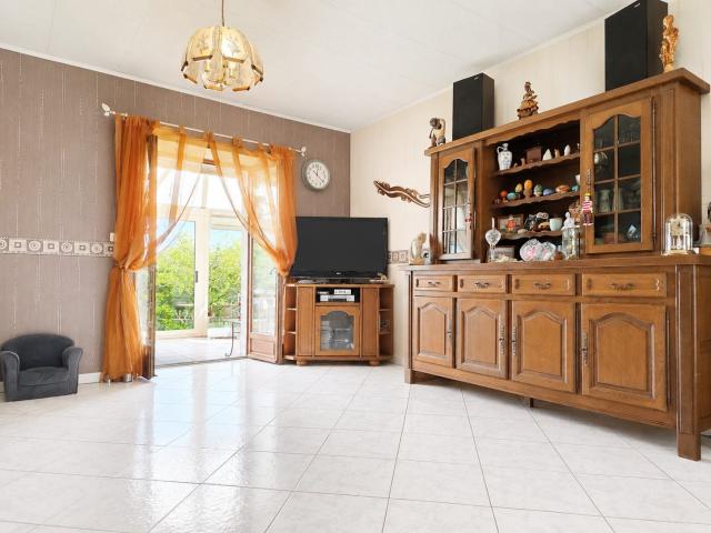 Maison vente à Confolens, Cellefrouin