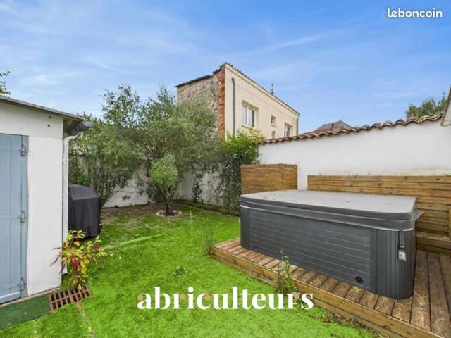 Maison vente à Cognac