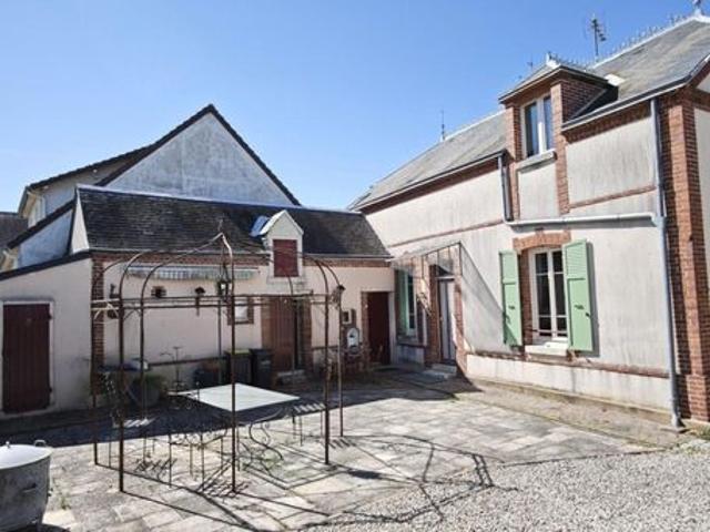 Maison vente à Châteaudun, Logron