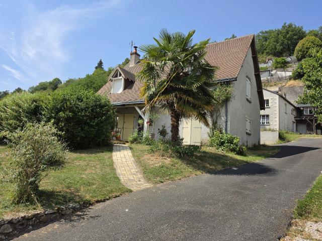 Maison vente à Loches, Nazelles-négron