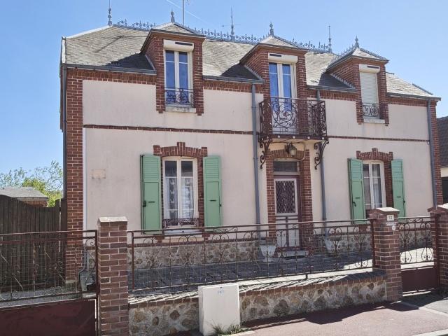 Maison vente à Châteaudun, Logron