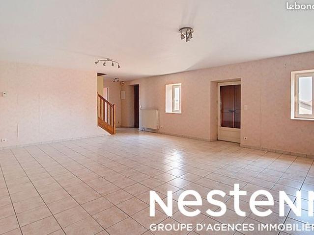 Maison vente à Quincié-en-Beaujolais, Rhône