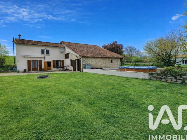 Maison vente à Montmorillon, Saint-macoux