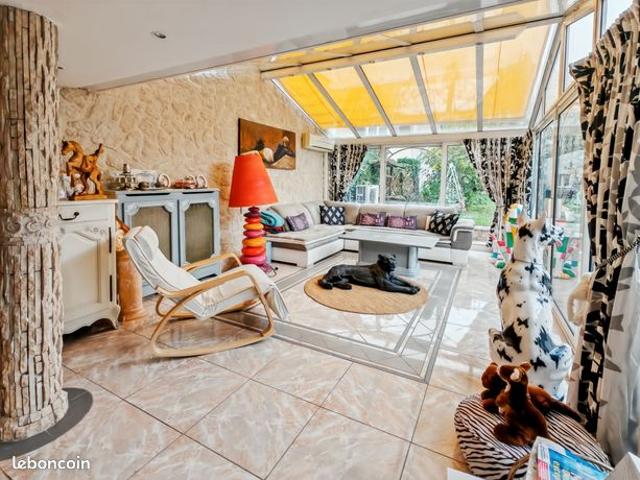 Maison vente à Dreux, Montreuil