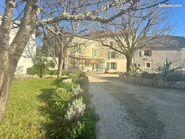 Maison vente à Saintes, La Chapelle-des-pots