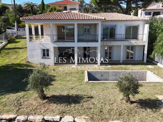 Maison vente à Fréjus, Var