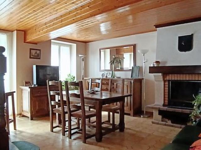 Maison vente à Sainte-Croix-du-Mont, Gironde