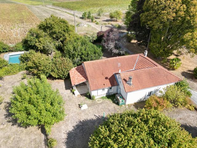Maison vente à Saint-Jean-d'Angély, Nouvelle-Aquitaine