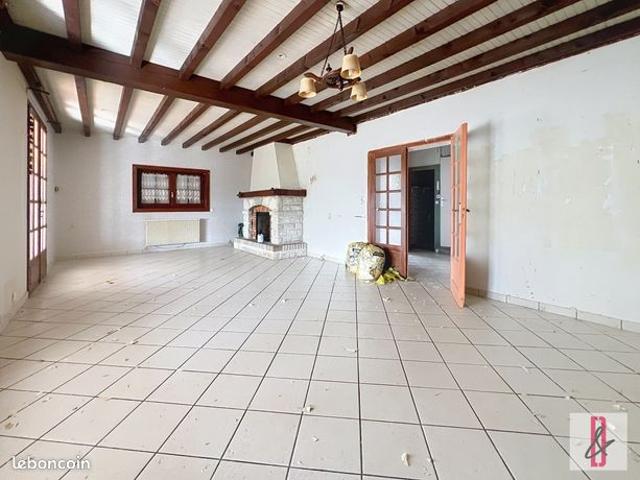 Maison vente à Anais, Charente-Maritime