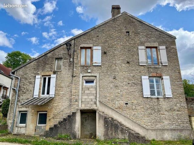 Maison vente à Cosne-Cours-sur-Loire, Saint-père