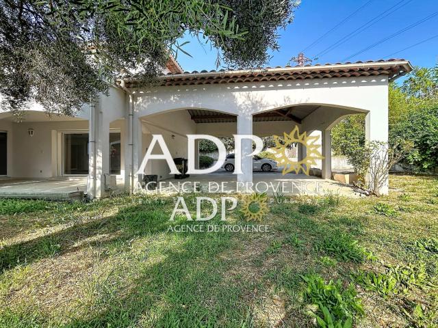 Maison location à Grasse, La Roquette-sur-siagne
