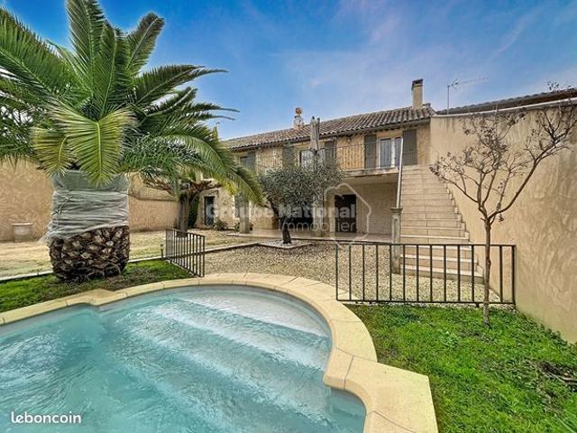 Maison vente à Carpentras, Sainte-cécile-les-vignes