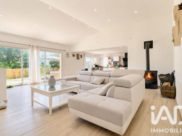 Maison vente à Arrondissement de Toulon, Signes
