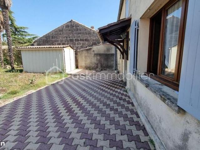 Maison vente à Saint-Magne-de-Castillon, Gironde