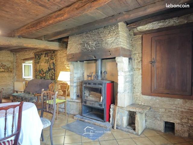 Maison vente à Niort, Lezay