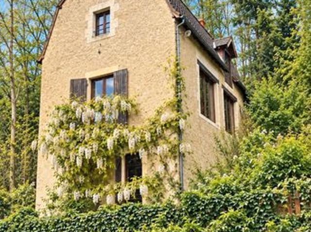 Maison vente à Apremont-sur-Allier, Cher