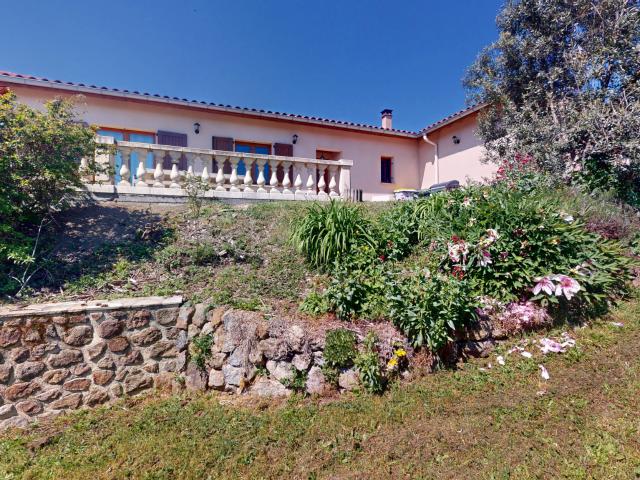 Maison vente à Essertines-en-Châtelneuf, Loire