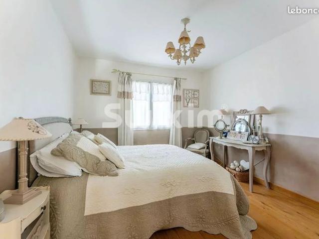 Maison vente à Éveux, Rhône