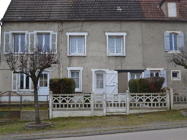 Maison vente à Château-Chinon (Ville), Fours