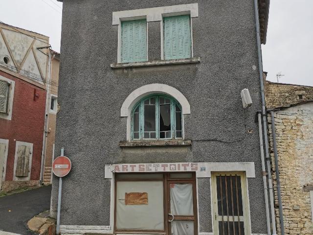 Maison vente à Brieuil-sur-Chizé, Deux-Sèvres