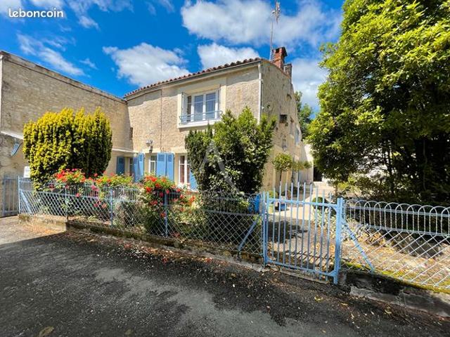 Maison vente à Fontenay-le-Comte, Pissotte