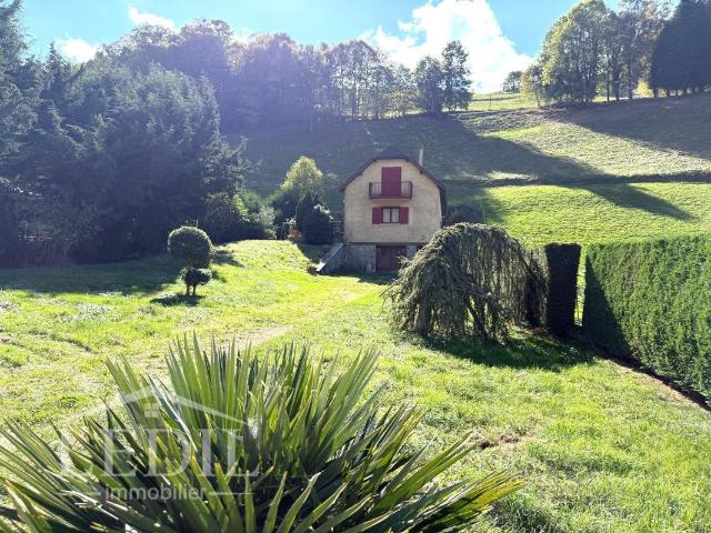 Maison vente à Saint Roch, Campan