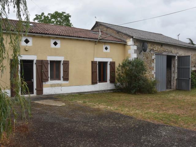 Maison vente à Montmorillon, Bouresse