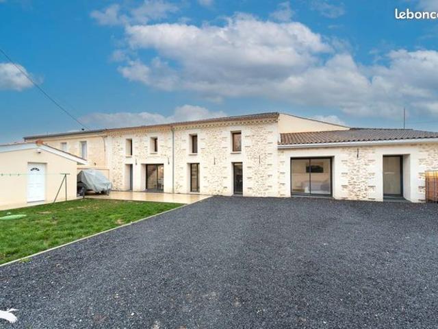 Maison vente à Blaye, Cars