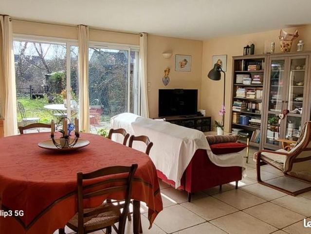 Maison vente à Bourges, Étréchy