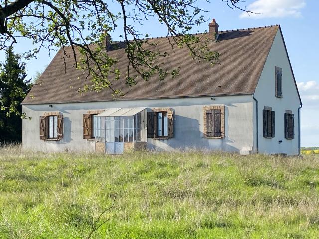 Maison vente à Montargis, Courtenay