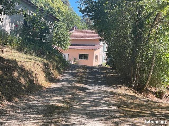 Maison vente à Périgueux, Château-l'evêque