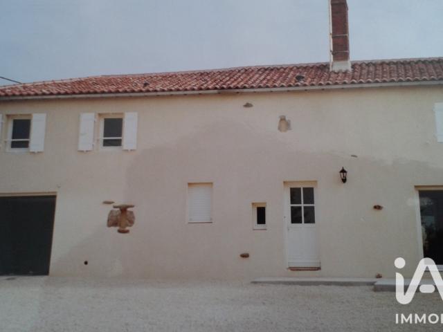 Maison location à Parthenay, Pompaire