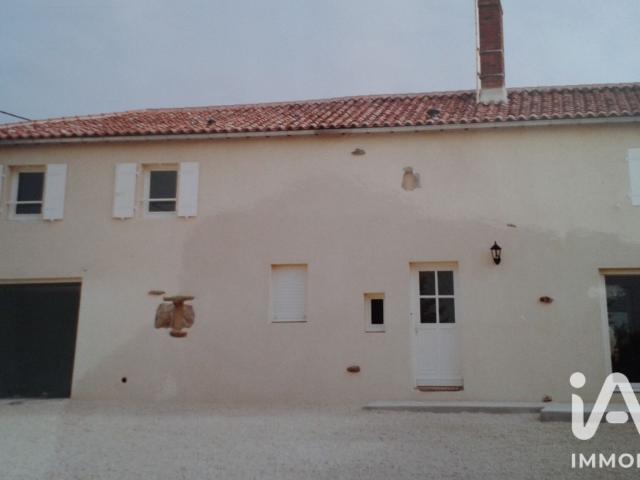 Maison location à Parthenay, Pompaire