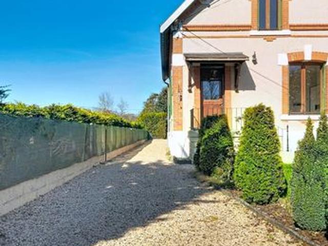Maison vente à Laon, Bourg-et-comin