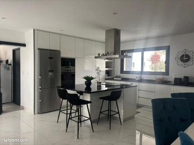 Maison vente à Saint-Sauveur-d'Aunis, Charente-Maritime
