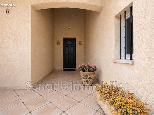 Maison vente à Nîmes, Beaucaire