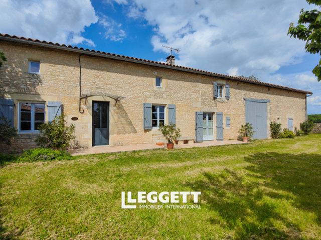 Maison vente à Nantillé, Linazay