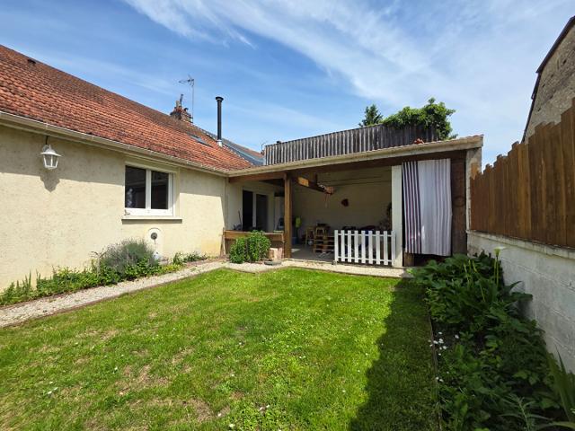 Maison vente à Dijon, Mirebeau-sur-bèze