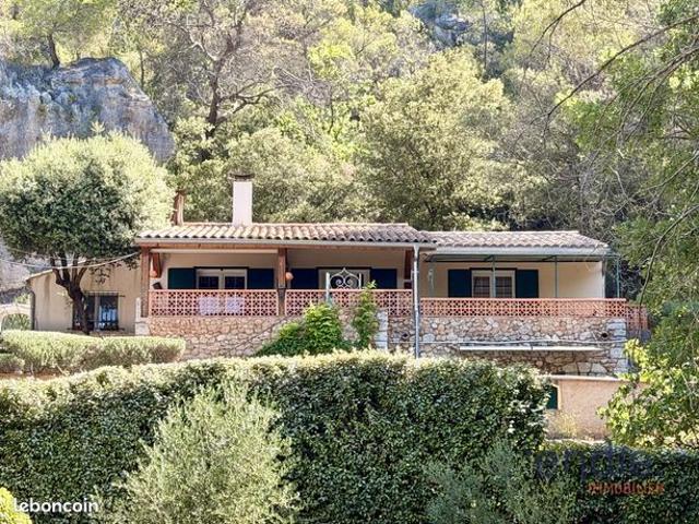 Maison vente à Brignoles, Villecroze