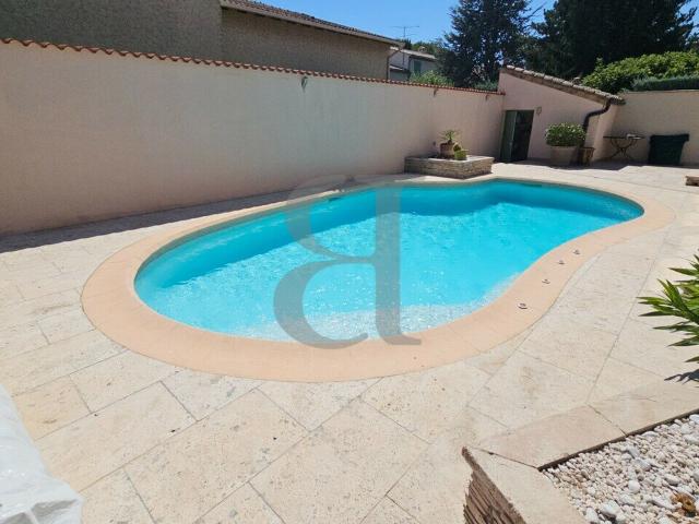 Maison vente à France métropolitaine, Valréas