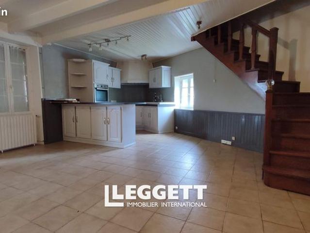Maison vente à Confolens, Saint-coutant