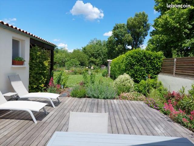 Maison vente à Saintes, Montpellier-de-médillan